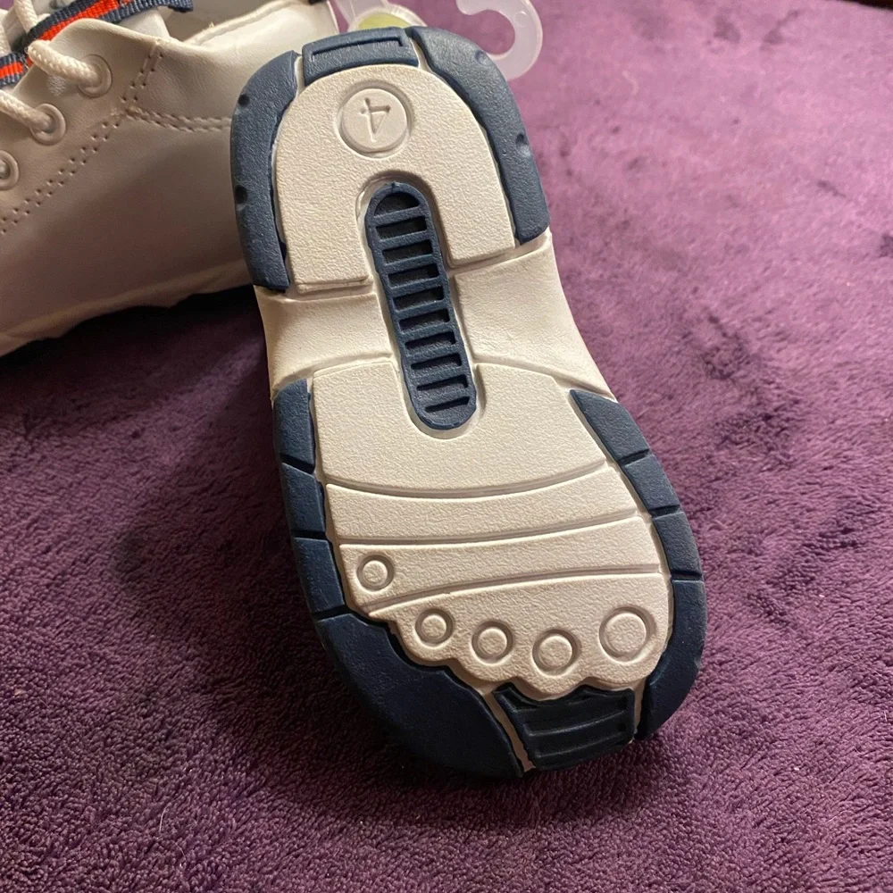 New Unisex Baby White Walker Sneakers Size 4 Infant Crib Shoes 9-12 Months
